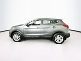 Used 2017 Nissan Rogue Sport SV image 3