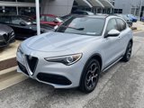 Used 2023 Alfa Romeo Stelvio Ti image 2