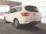 Used 2020 Nissan Pathfinder SV image 3