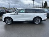 Used 2023 Lincoln Aviator Reserve w/ Equipment Group 201A image 2