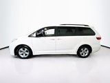 Used 2019 Toyota Sienna LE w/ LE Preferred Package image 4