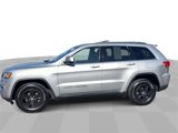 Used 2017 Jeep Grand Cherokee Laredo w/ Quick Order Package 23E image 4