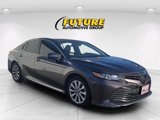 Used 2019 Toyota Camry LE image 2
