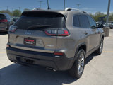 Used 2019 Jeep Cherokee Latitude Plus w/ Cold Weather Group image 5