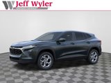 New 2025 Chevrolet Trax LS image 2