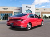 Used 2022 Hyundai Elantra SE image 4