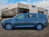Used 2018 Chrysler Pacifica Touring-L Plus w/ Tire & Wheel Group image 2