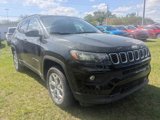 New 2025 Jeep Compass Latitude image 2