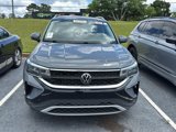 Used 2023 Volkswagen Taos SE w/ Panoramic Sunroof Package image 3