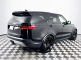Used 2024 Land Rover Discovery S image 5