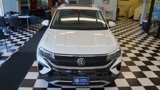 Certified 2022 Volkswagen Taos SE image 2