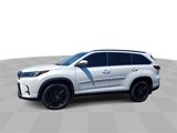 Used 2019 Toyota Highlander AWD V6 image 6