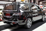 Used 2022 Jeep Grand Wagoneer Series III w/ Rear Seat Video Group 1 image 5