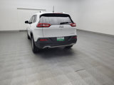 Used 2018 Jeep Cherokee Limited image 6