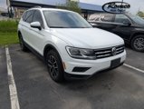 Used 2021 Volkswagen Tiguan SE w/ Panoramic Sunroof Package image 3