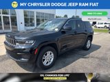 Used 2023 Jeep Grand Cherokee Laredo w/ Luxury Tech Group I image 2