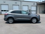 Used 2023 Ford Edge SEL image 2