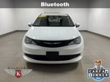 Used 2022 Chrysler Voyager LX image 2