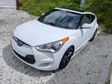 Used 2017 Hyundai Veloster Value Edition image 4