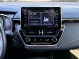 Used 2022 Toyota Corolla SE image 3