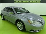Used 2014 Chrysler 200 Limited image 2