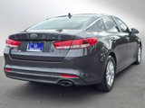 Used 2017 Kia Optima LX w/ Driver Convenience Package image 5
