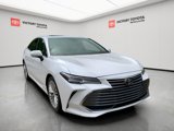 Used 2019 Toyota Avalon Limited image 2