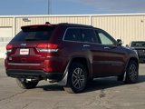 Used 2020 Jeep Grand Cherokee Limited image 3