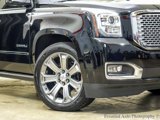 Used 2015 GMC Yukon Denali w/ Touring Package image 3