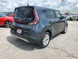 Used 2023 Kia Soul LX w/ LX Technology Package image 3