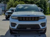 New 2025 Jeep Grand Cherokee Altitude image 3