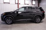 Used 2022 Nissan Rogue S image 2