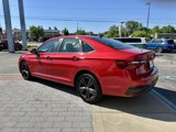 Used 2024 Volkswagen Jetta SE w/ Panoramic Sunroof Package image 5