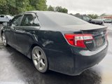 Used 2012 Toyota Camry SE w/ Leather Pkg image 2