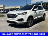 Used 2020 Ford Edge Titanium image 2