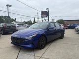 Used 2023 Hyundai Elantra SEL image 2
