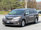 Used 2012 Toyota Sienna XLE image 3