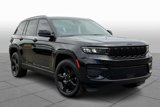Used 2022 Jeep Grand Cherokee Altitude image 2