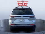 Used 2023 Jeep Grand Cherokee Laredo image 4