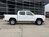 Used 2022 Toyota Tacoma SR image 2