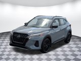 Used 2024 Nissan Kicks SR image 2