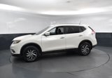 Used 2015 Nissan Rogue SL w/ SL Premium Package image 2