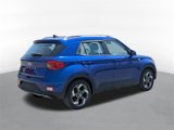 Used 2022 Hyundai Venue SEL image 3