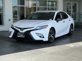 Used 2019 Toyota Camry SE image 2