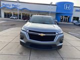 Used 2023 Chevrolet Traverse LS image 3
