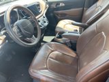 Used 2017 Chrysler Pacifica Limited w/ UConnect Theater Package image 5