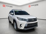 Used 2017 Toyota Highlander Limited image 2