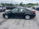 Used 2022 Toyota Corolla LE image 6
