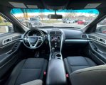 Used 2014 Ford Explorer XLT image 2
