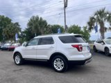 Used 2017 Ford Explorer XLT w/ Equipment Group 202A image 6